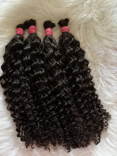 Cabelo cacho 2 65 centímetros 300$