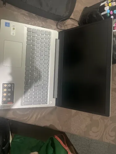 NOTBOOK Lenovo 