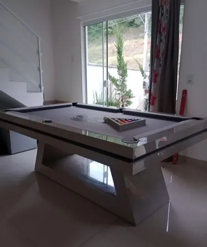 ? Mesa de Bilhar e Jantar de Alto Padrão!
