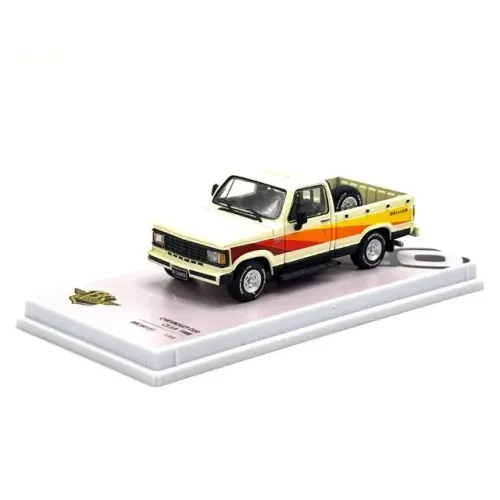 Miniatura Picape Chevrolet D20 3.9 (1988) - Series 10 - Bege - 1:64 - BR Classics