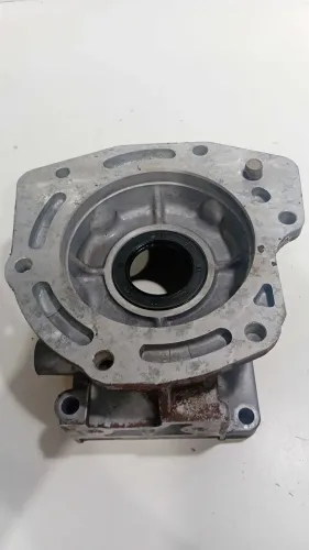 Rabeta Traseira Caixa Câmbio L200 2.5 2005 Automática 