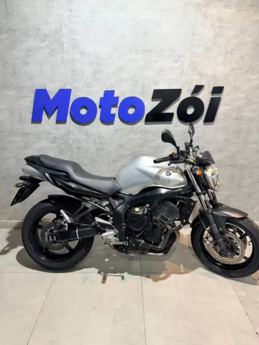 YAMAHA FZ6N PRATA 2009