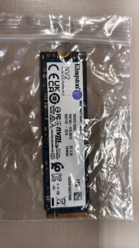 Kingston NV2 PCIe 4.0 M2 2280, Leitura até 3500MB/s e Gravação 2100MB/s - SNV2S/1000G.