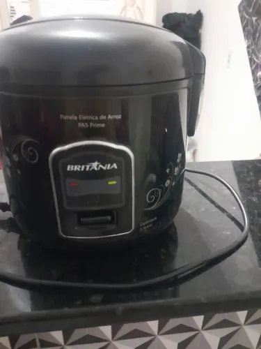 Panela de arroz elétrica