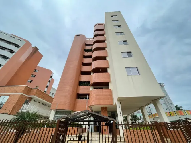 Apartamento para locação com 3 dormitórios em Curitiba
