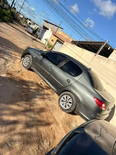 Peugeot 207 Sedan Passion XR 1.4 Flex 8V 4P 2012