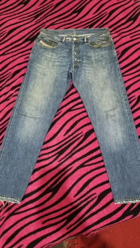Calça diesel 44