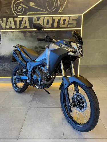 Honda Sahara 300 abs 2025