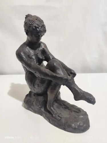 Escultura a pequena lavadeira 