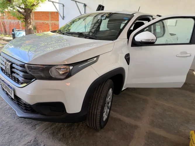 Fiat Strada Freedom 1.3 Flex 8V CD 2025
