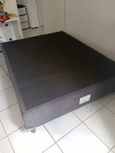 Base de Cama - 1 Ano de Uso, Super Conservada