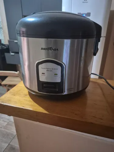 Panela Elétrica 10 xícaras