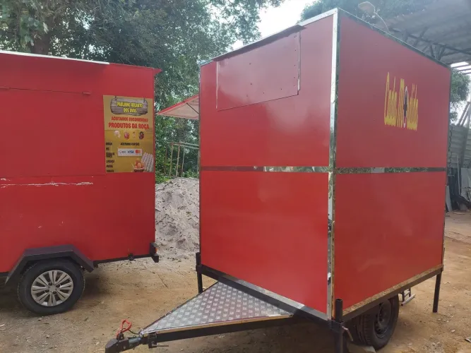 Trailer a pronta entrega em ACM promoção