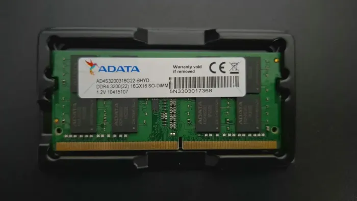Memória RAM 16Gb DDR4 3200mhz Adata