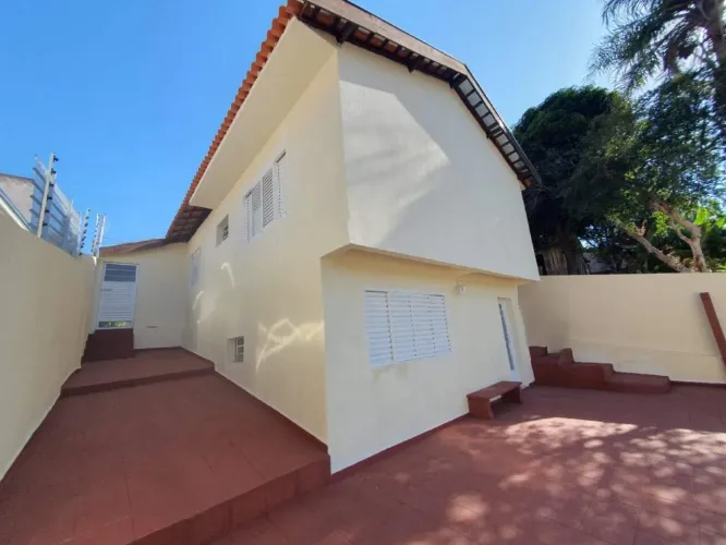 Casa residencial com 3 quartos no Jardim Fragata, em Marília