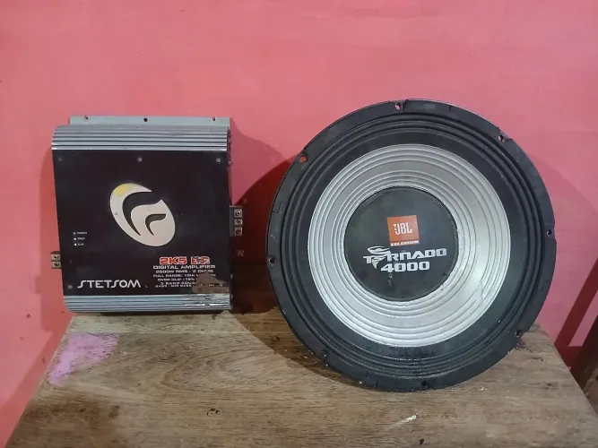 Material para som automotivo 