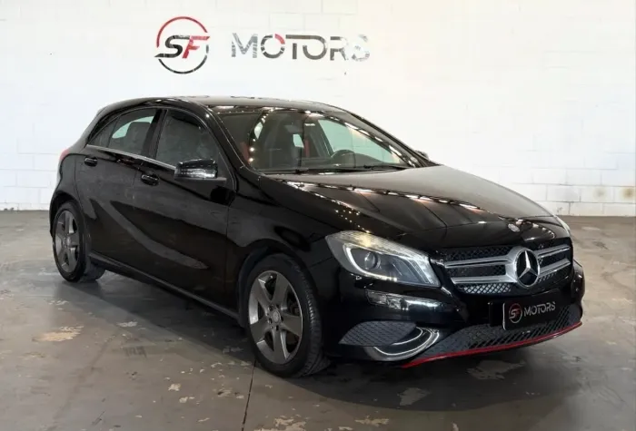 Mercedes-Benz Classe A 200 1.6 TB 16V Urban 156cv Aut. 2014