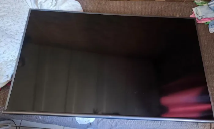 TELEVISÃO TCL 50" COM DEFEITO 