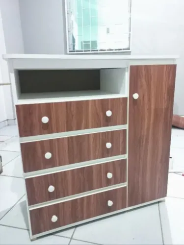 Cômoda de 5 gaveta com sapateira