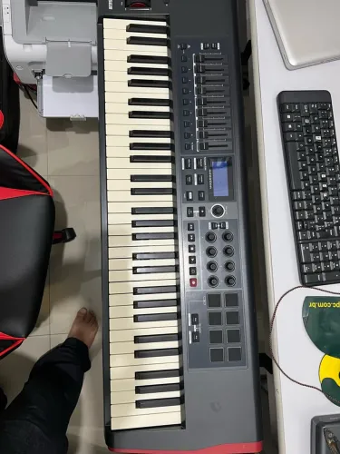Controlador Novation Impulse 61