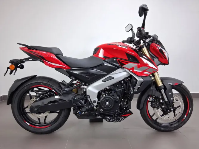 BAJAJ DOMINAR NS400Z