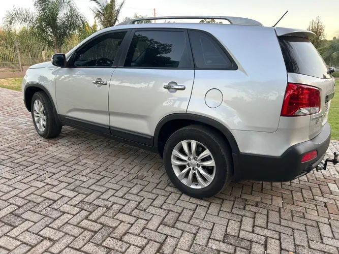 Kia Motors Sorento 3.5 V6 24V 278cv 4X2 Aut. 2012