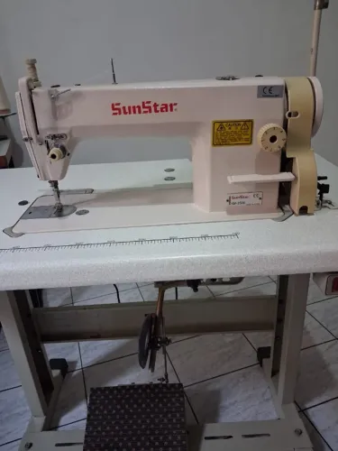 Máquina de costura reta industrial SunStar