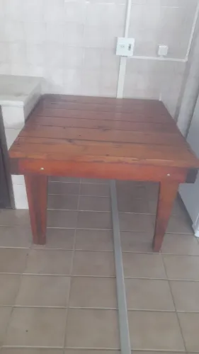 Mesa madeira para churrasqueira