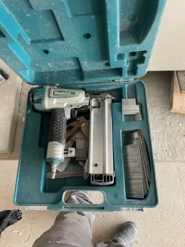 Pinador pneumático da makita 
