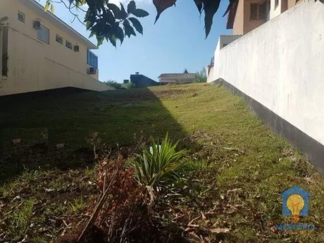Terreno à venda no Condomínio São Paulo II - Granja Viana -Cotia/SP