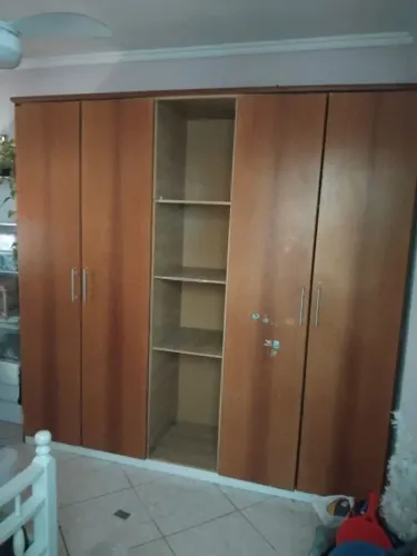 Guarda roupa casal 4 portas