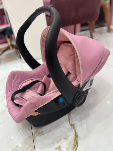 Bebê conforto rosa