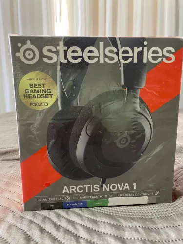 Fone de ouvido Headset Steelseries Arctis Nova 1 PC, Ps4, Ps5, Xbox - Novo lacrado