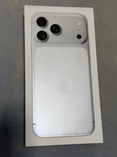 iPhone 17 pro Max