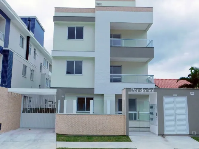 Apartamento Mobiliado na Praia de Palmas com Sacada e Churrasqueira
