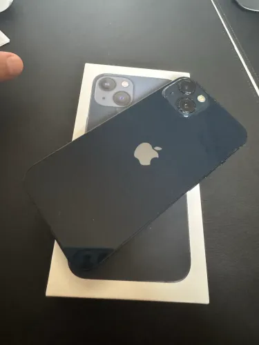 iPhone 13 128g todo original acompanha fone original Apple