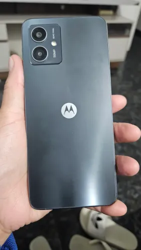 Celular moto g 14 funcionando perfeitamente bem conservado