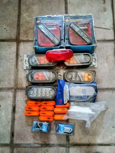 Lanternas para carro universal 