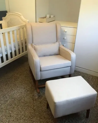 Poltrona Amamentação Luxo puff grátis