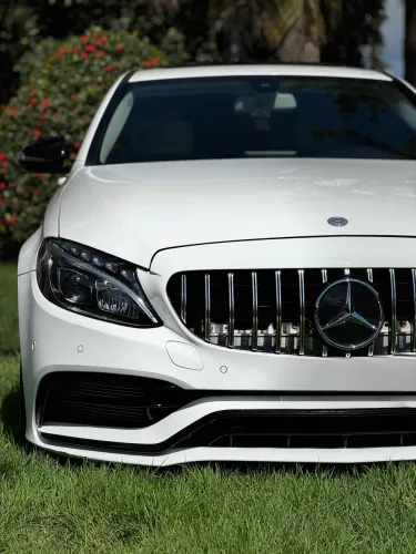 Mercedes-Benz C-200 Avantgarde 2.0 TB 16V 184cv Aut. 2016