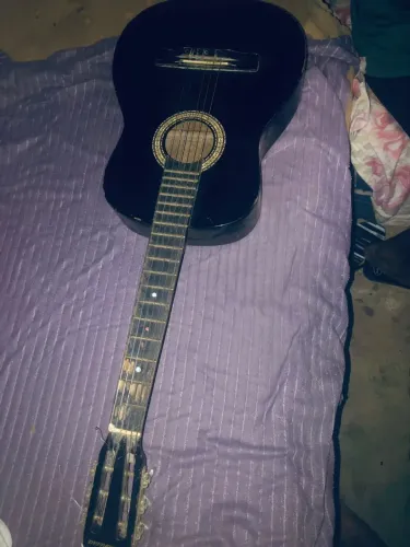 Violão em bom estado pra vender marca: kashima
