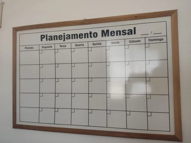 Quadro planejamento mensal 90x60 cm, madeira
