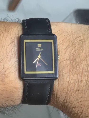 Relógio SEIKO 5 TANK À QUARTZ  -  ÓTIMO ESTADO