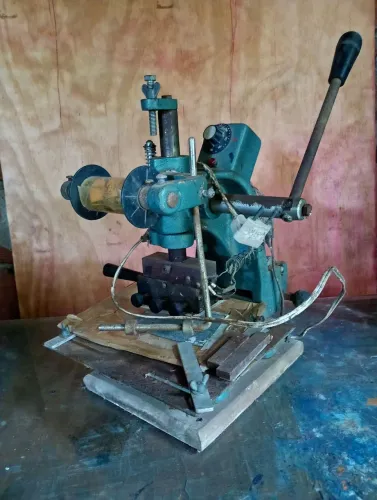 Máquina de Baixo Relevo