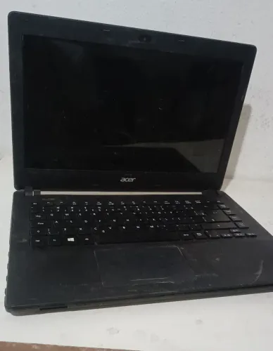 Notebook Acer com defeito - Ideal para retirada de peças