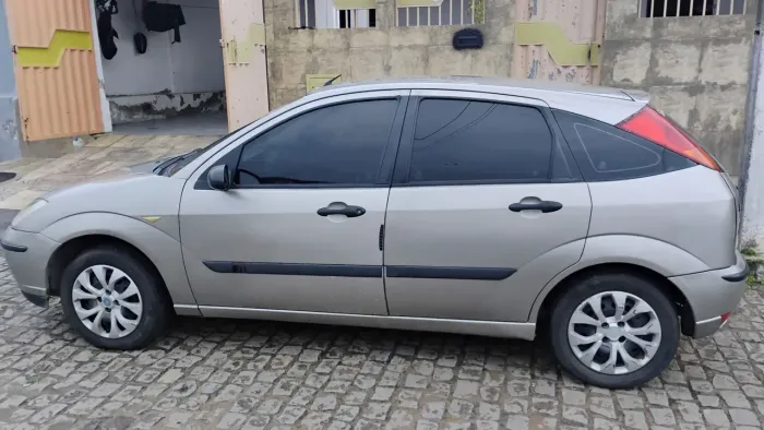 Ford Focus 1.6 S/se/se Plus Flex 8v/16v 5P 2008