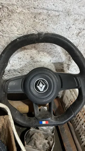 Volante esportivo RENAULT GTI