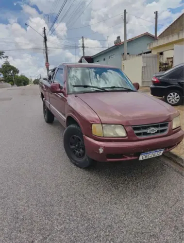 Chevrolet S10 Pick-up Std. 2.2 MPFI / EFI 1995