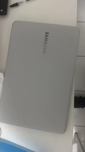 Notebook Samsung i3 7 geração 
