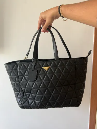 Bolsa preta Schutz grande 